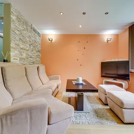 Charming Two Bedroom - Self Check In * Паланга