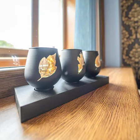 Charming Two Bedroom - Self Check In Апартаменты Паланга