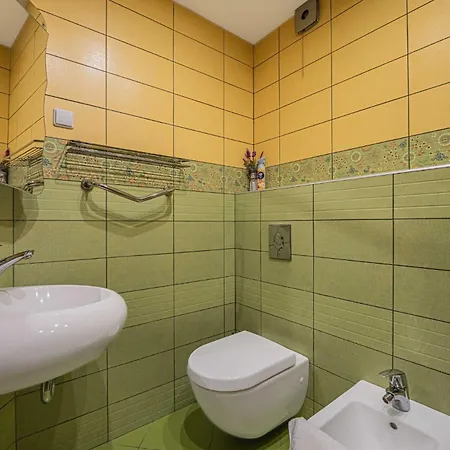 Апартаменты Charming Two Bedroom - Self Check In Паланга