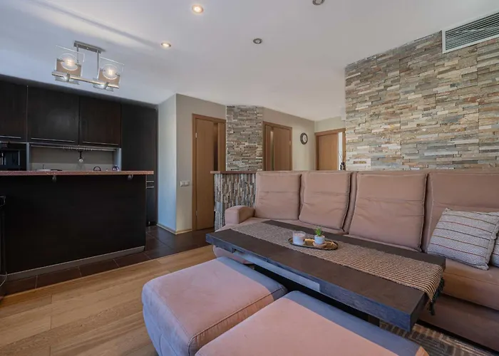 アパート Charming Two Bedroom - Self Check In