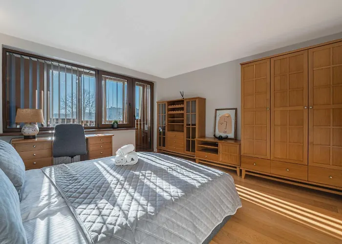 アパート Charming Two Bedroom - Self Check In